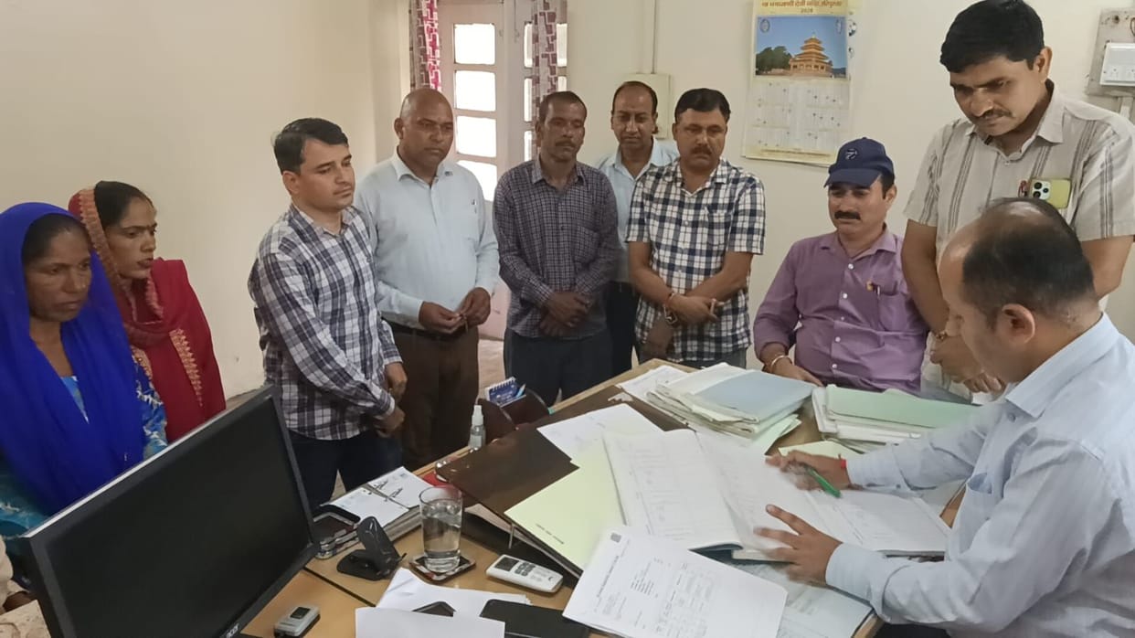 Resolve to fight for demands including OPS restoration, pending payments