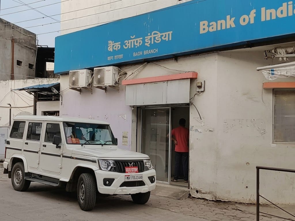 बैंक में हो रही जाँच