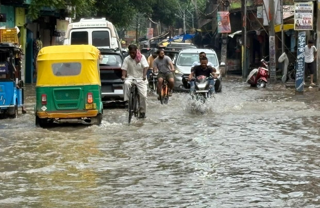 108 mm of rain submerged roads, water entered shops