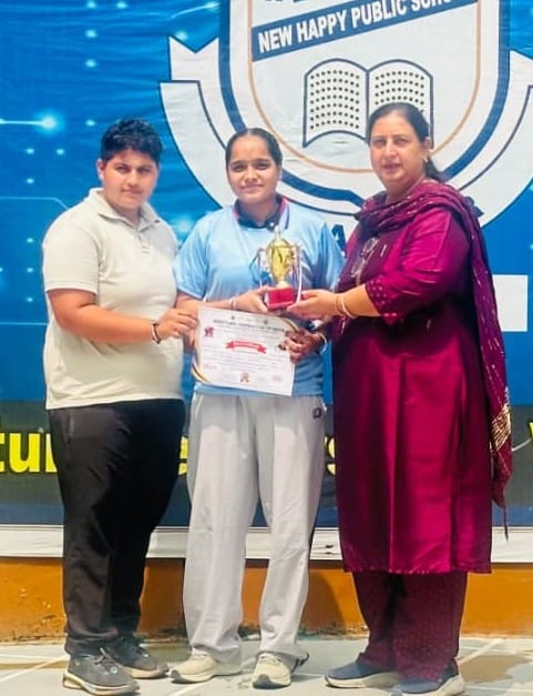 Sonia won a bronze medal in national grappling wrestling