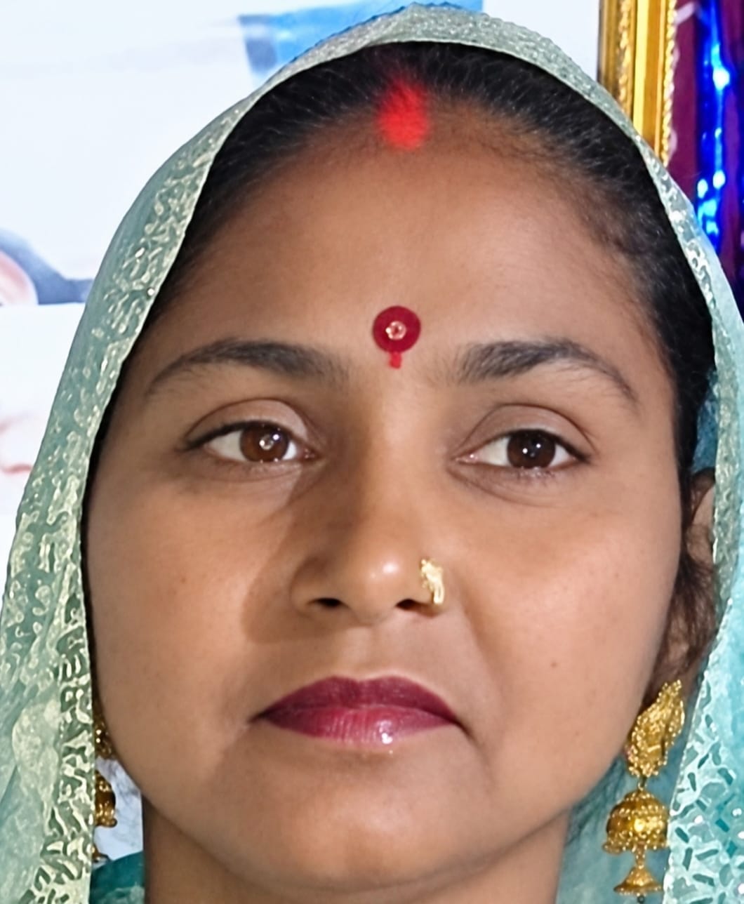 मऊआइमा- मृतक कंचन की फ़ाइल फ़ोटो