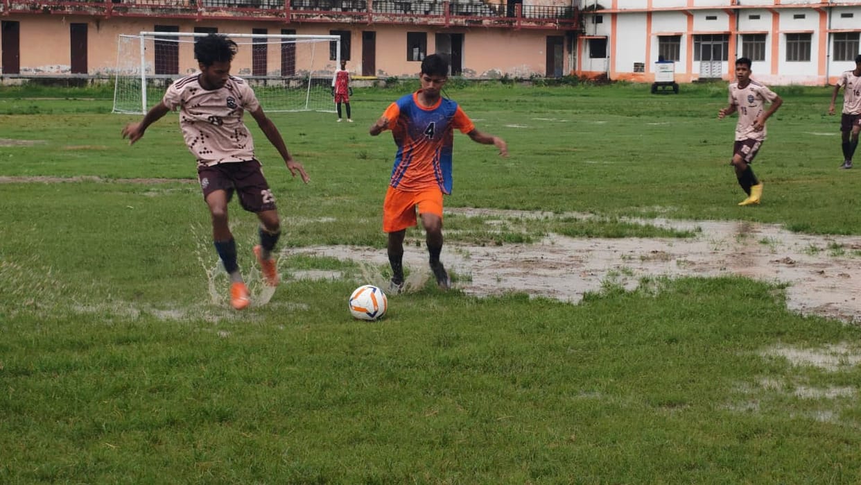 In the Under-19 boys' category, Azamgarh defeated Sports College, Lucknow, 1-0.