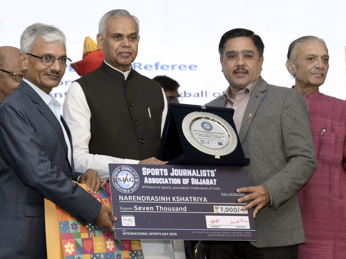 Agra News: वॉलीबाल रेफरी के रूप में बाह के नरेंद्र ने बनाई अंतरराष्ट्रीय स्तर पर पहचान