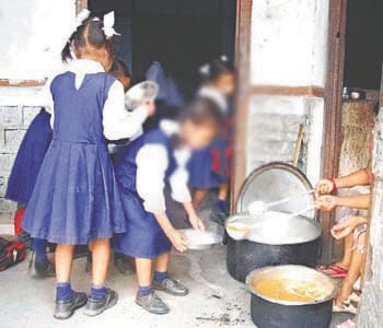 Roti and vegetables missing from mid-day meal, 'Thari' given