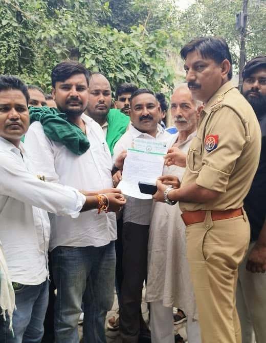Farmers stage a sit-in at the Circle Officer's (CO) office over the theft of transformers and power cables.
