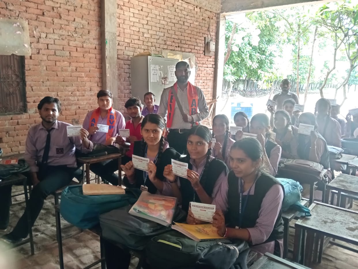Students joined the ABVP.