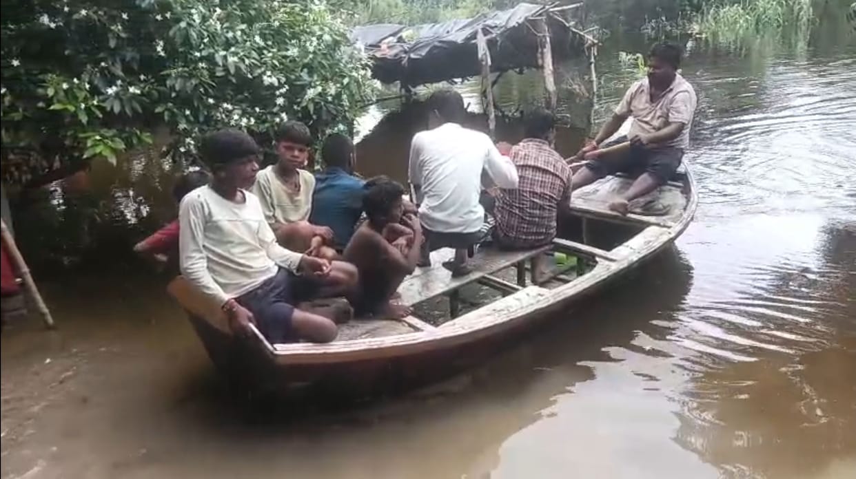 Water from the Naiyya drain entered the houses