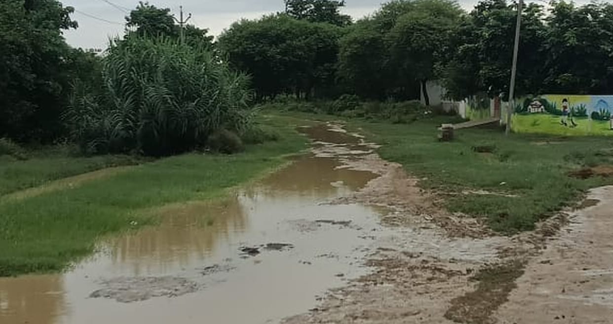 Mud causes havoc in Ramgarh Mattahwa even after floodwaters recede