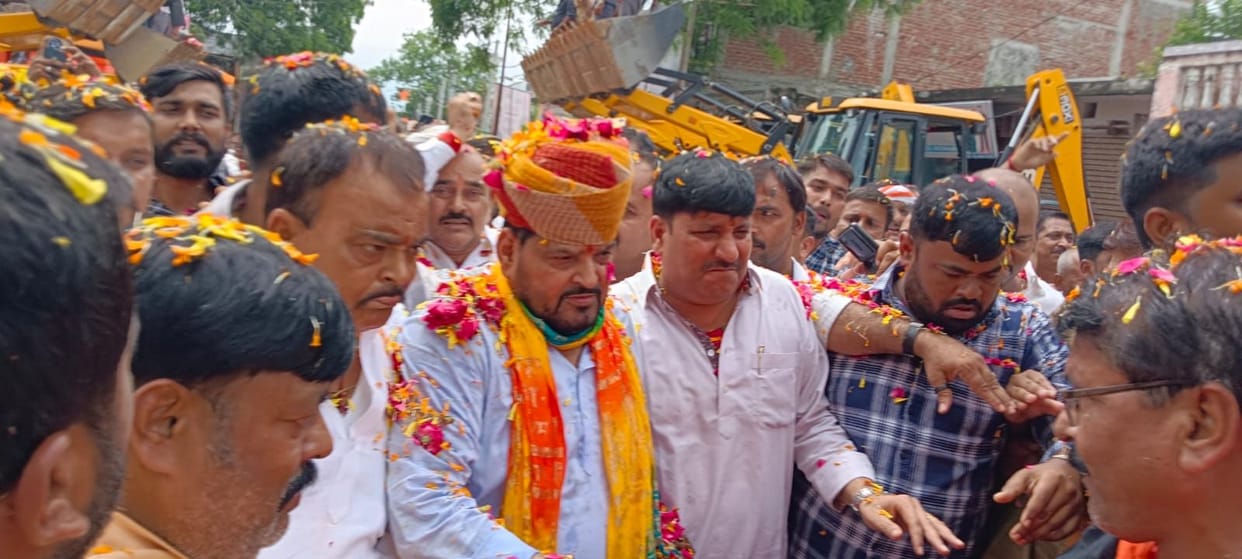 Former MP launched Satyamev Jayate Yatra