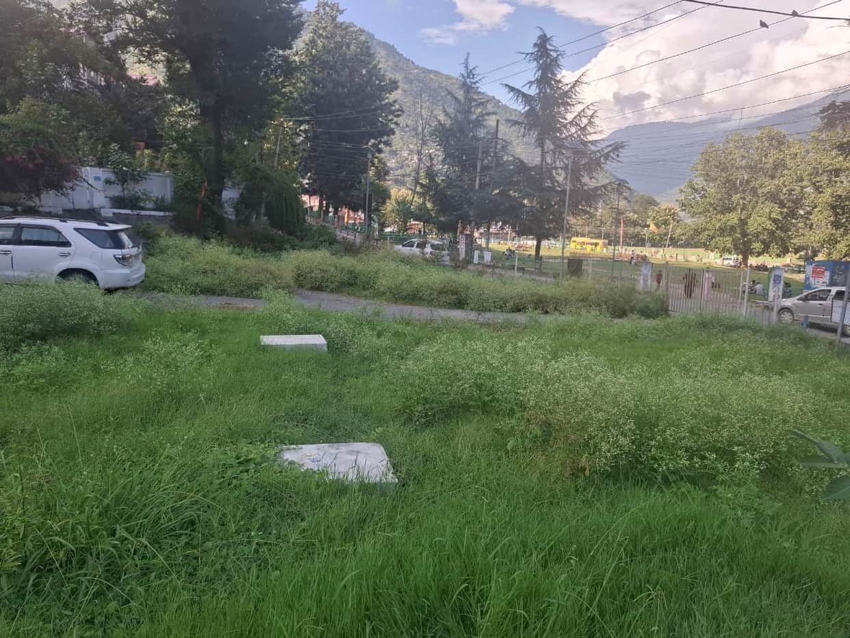 Six grounds in Dhalpur are all in a dilapidated state; filth and overgrown grass are compounding the problem.