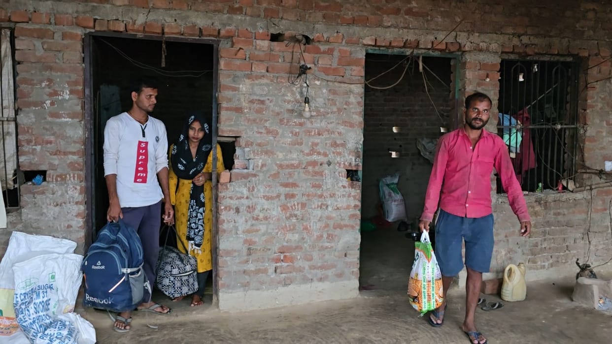 When the water level rose, homes were abandoned and nights were spent in the Mandi Samiti