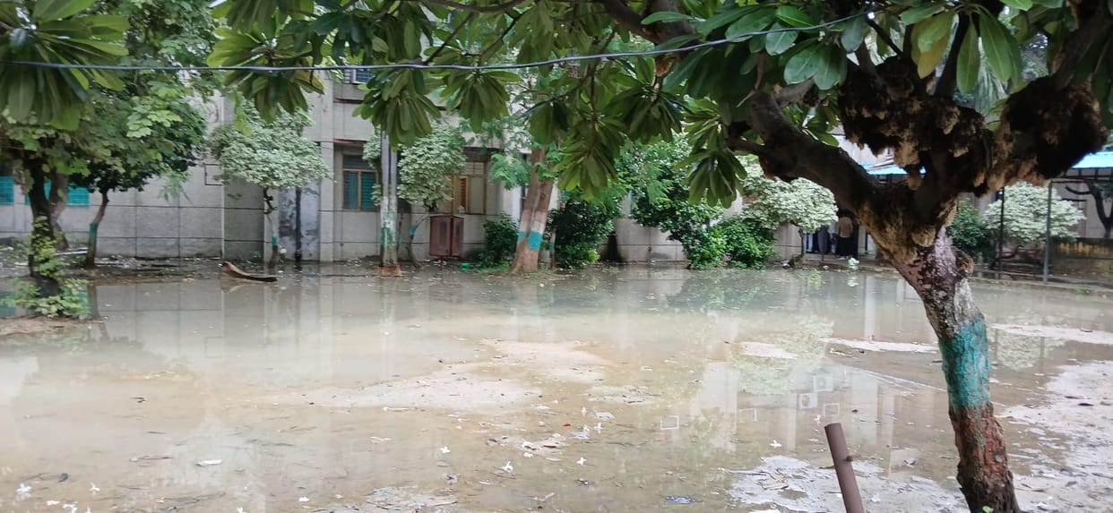 Waterlogging from city to village; water on roads brings traffic to a halt