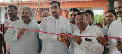 जानीखुर्द। गांव गेझा में मंत्री सोमेन्द्र तोमर फीता काटकर महोत्सव का शुभारंभ करते हुए फोटो संवा
