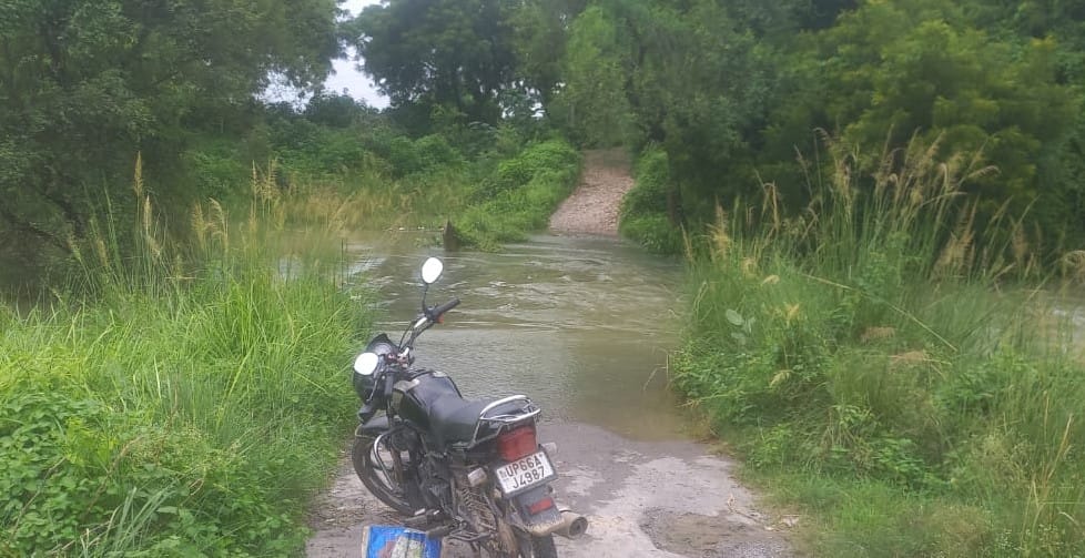 Drain water floods three culverts in Jaddupur; connectivity to over 12 villages cut off.