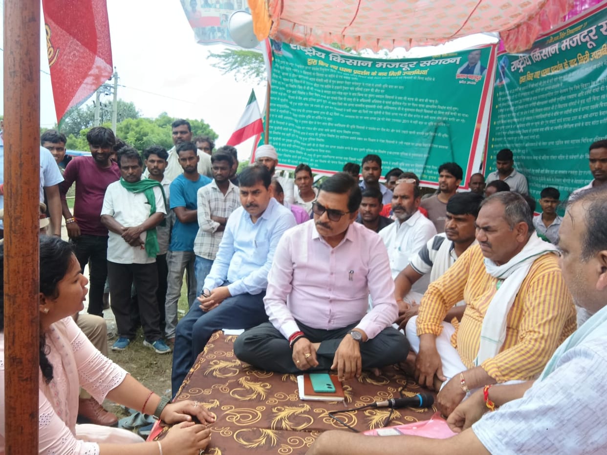 Farmers held Public Works Department engineers hostage over a road issue.