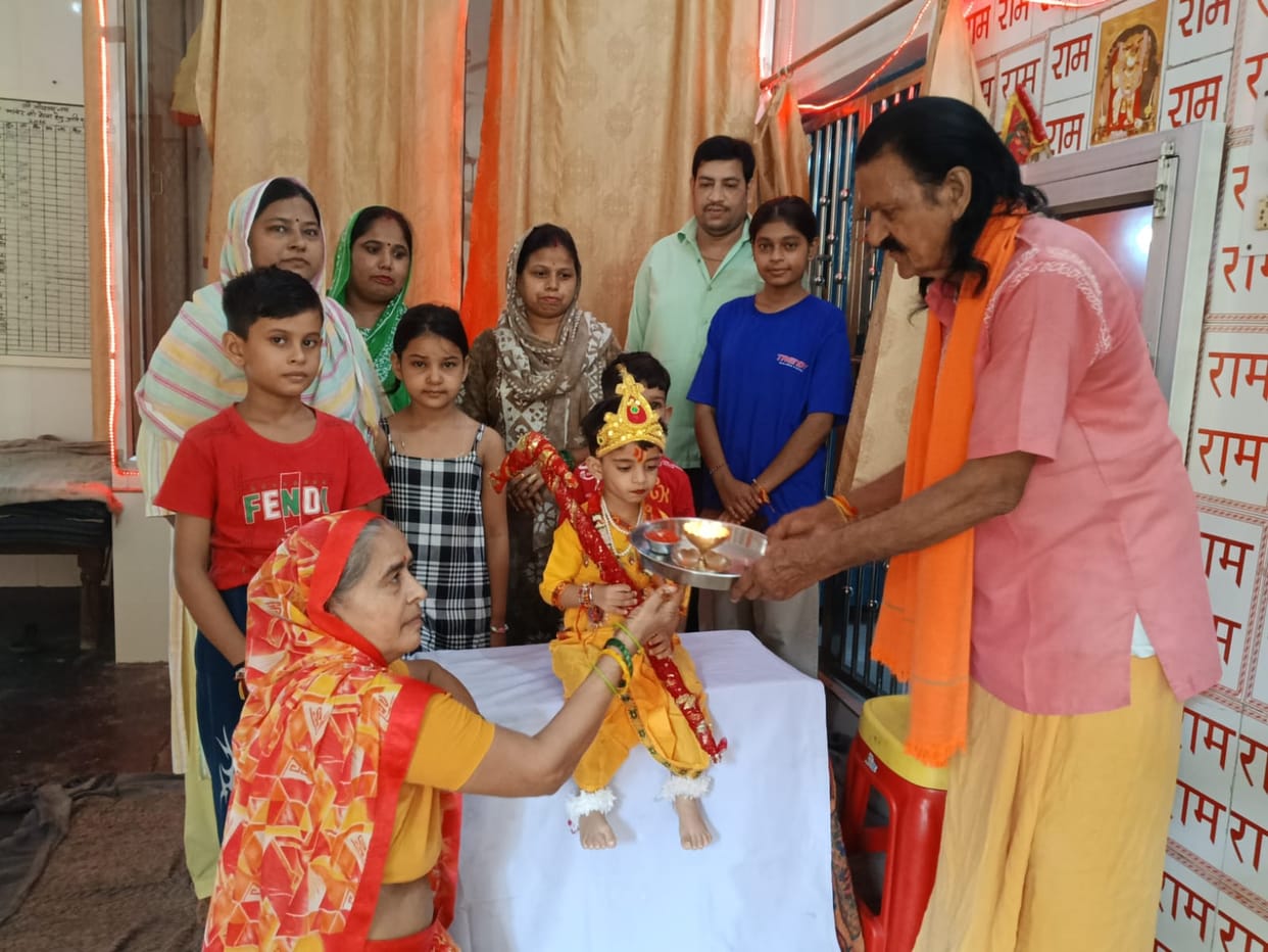 Mothers observed the Hal Shashthi fast for the long life of their children.