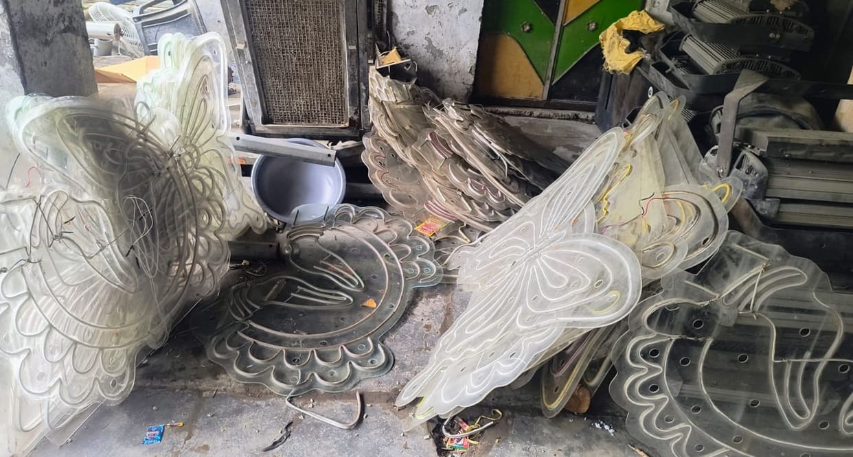 Shri Lakshmi Enterprises blacklisted for negligence in installing 'butterfly lights'.