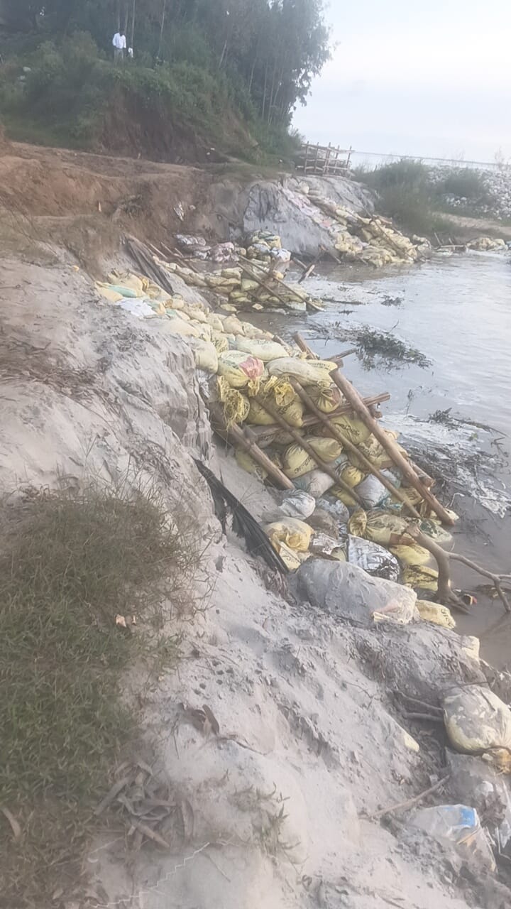 पूर्व भाजपा सांसद भारतेंद्र सिंह ने मंडावर क्षेत्र में गलखा देवी मंदिर के पास कटान की यह तस्वीर