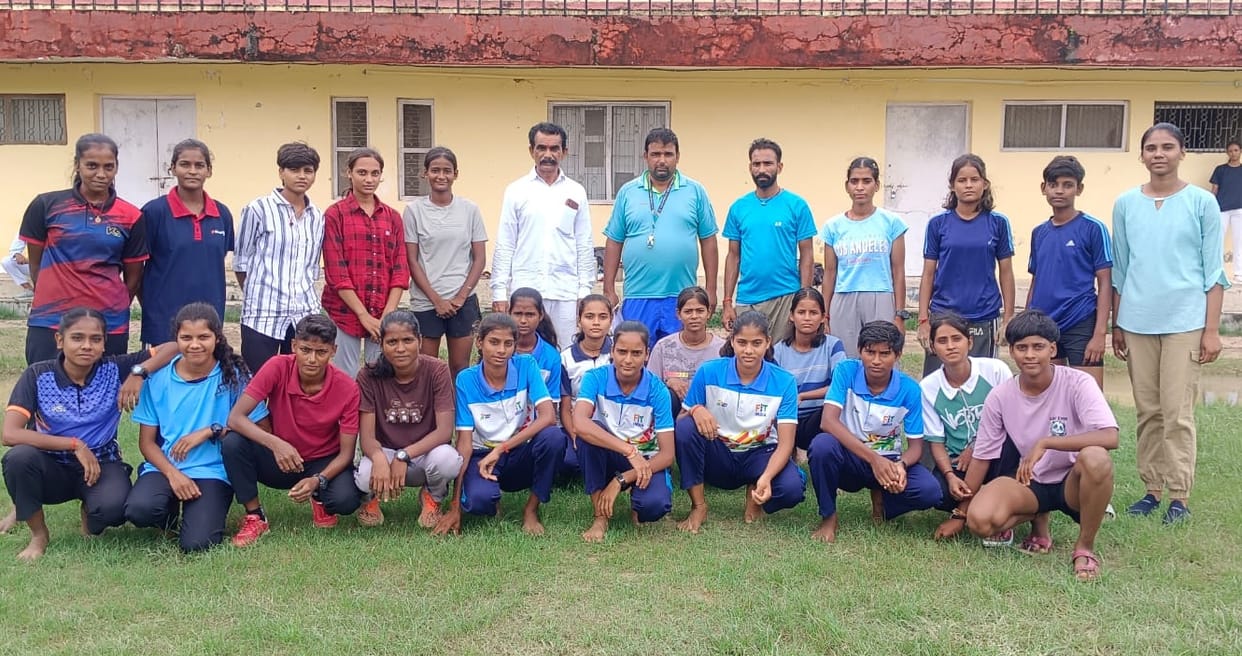 Azamgarh Division team selected for women's athletics competition.