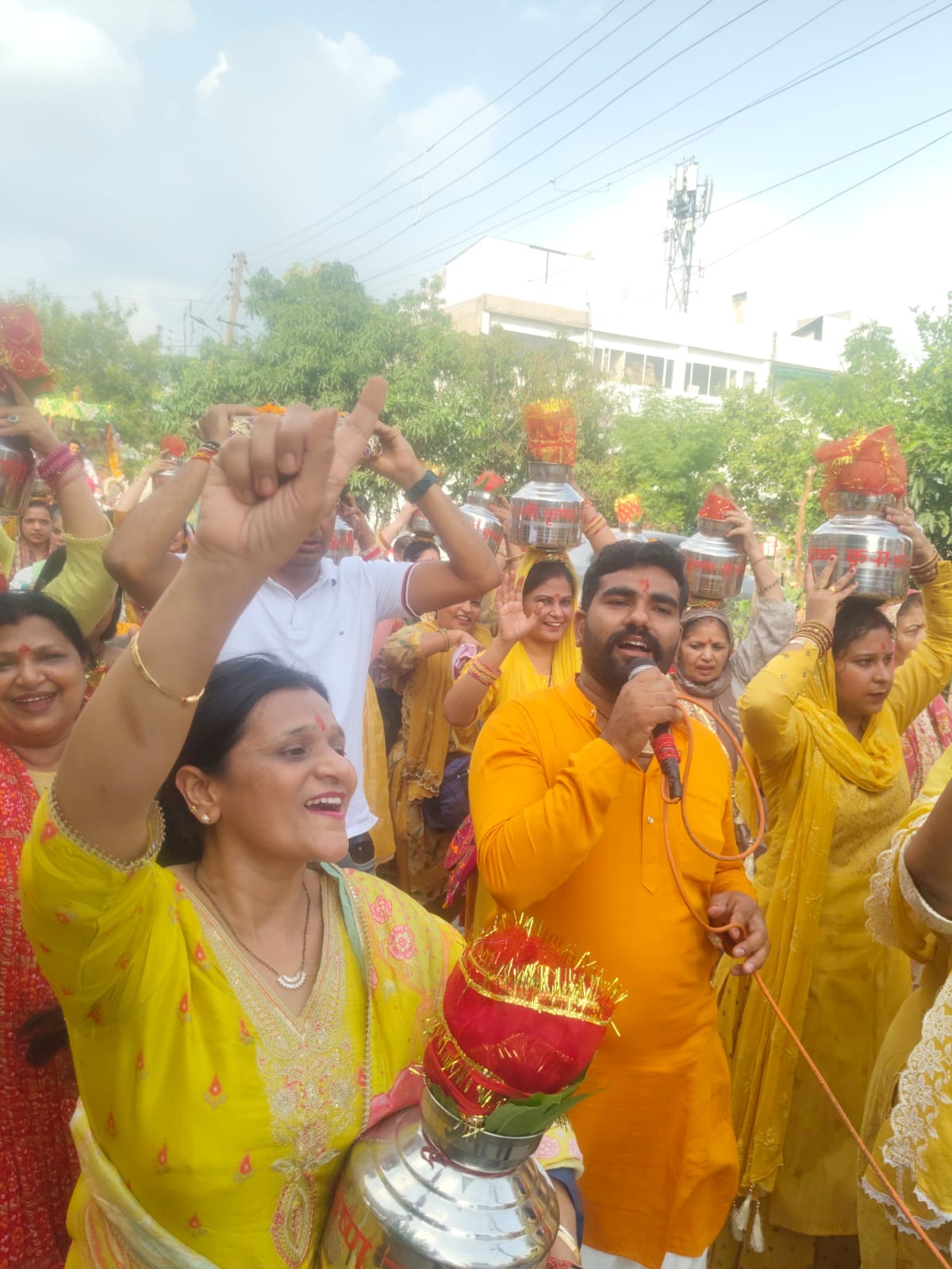 Shrimad Bhagvat Katha begins at Shri Krishna Kripa Gita Mandir with a Kalash Yatra.