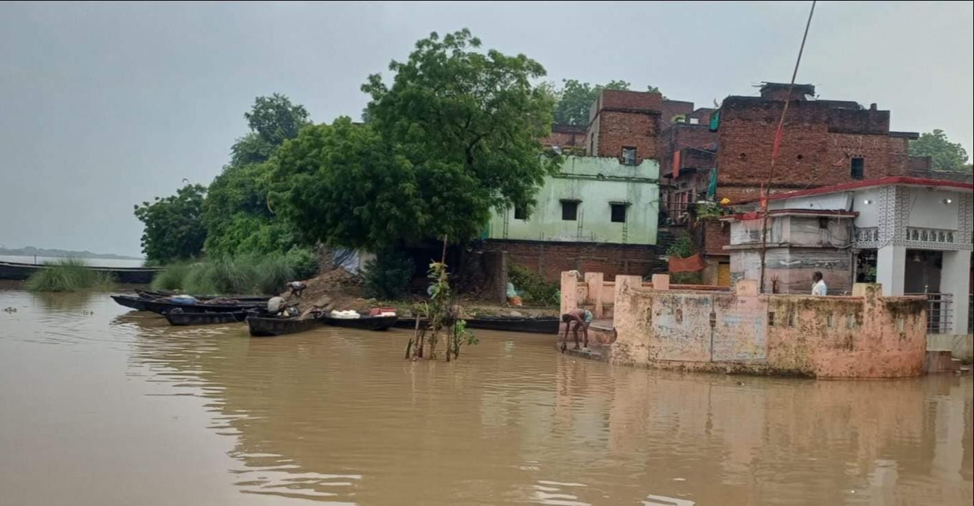 टांडाकला में बढ़ा गंगा का जलस्तर। संवाद