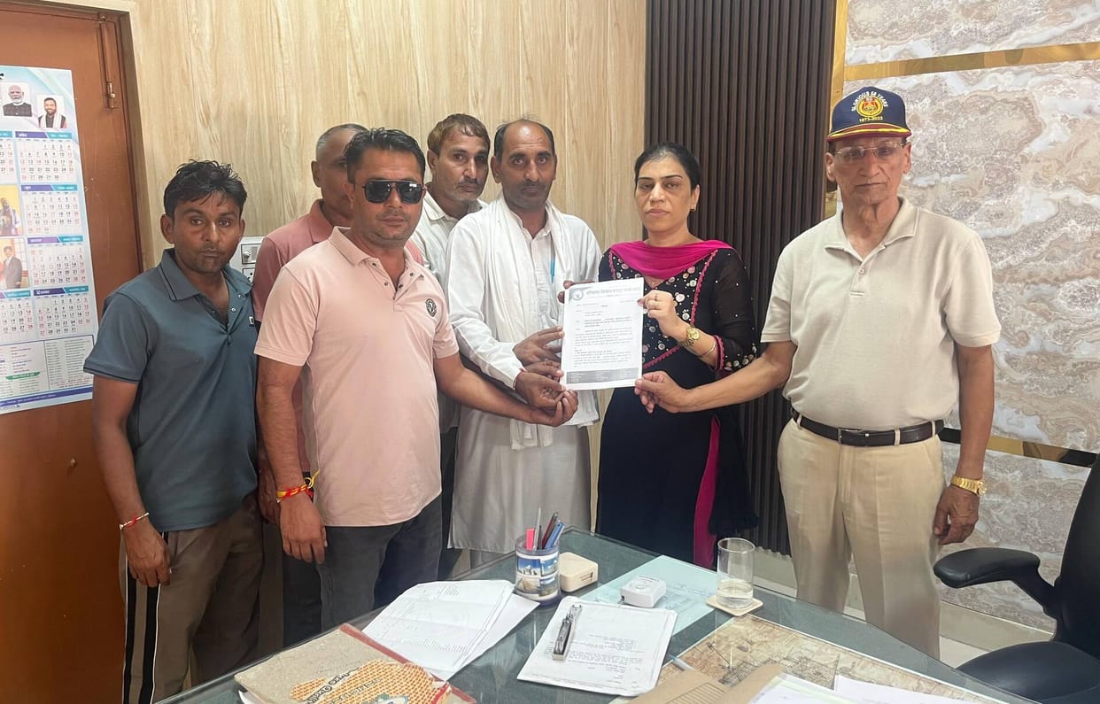 Sangharsh Morcha sent a memorandum to the CM regarding the problems of farmers.