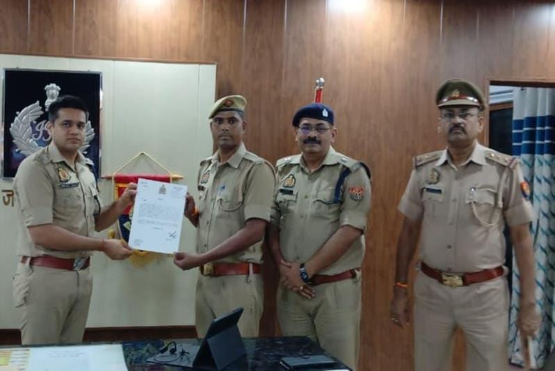 Constable who saved a woman's life honored.