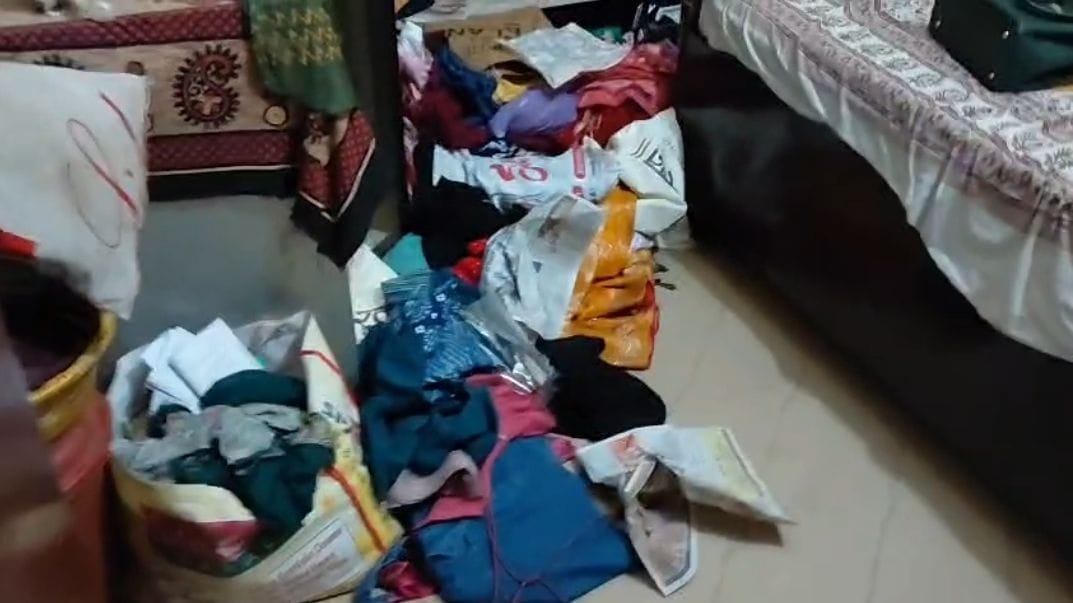 Theft of 25.75 lakh after breaking the lock of a businessman's house