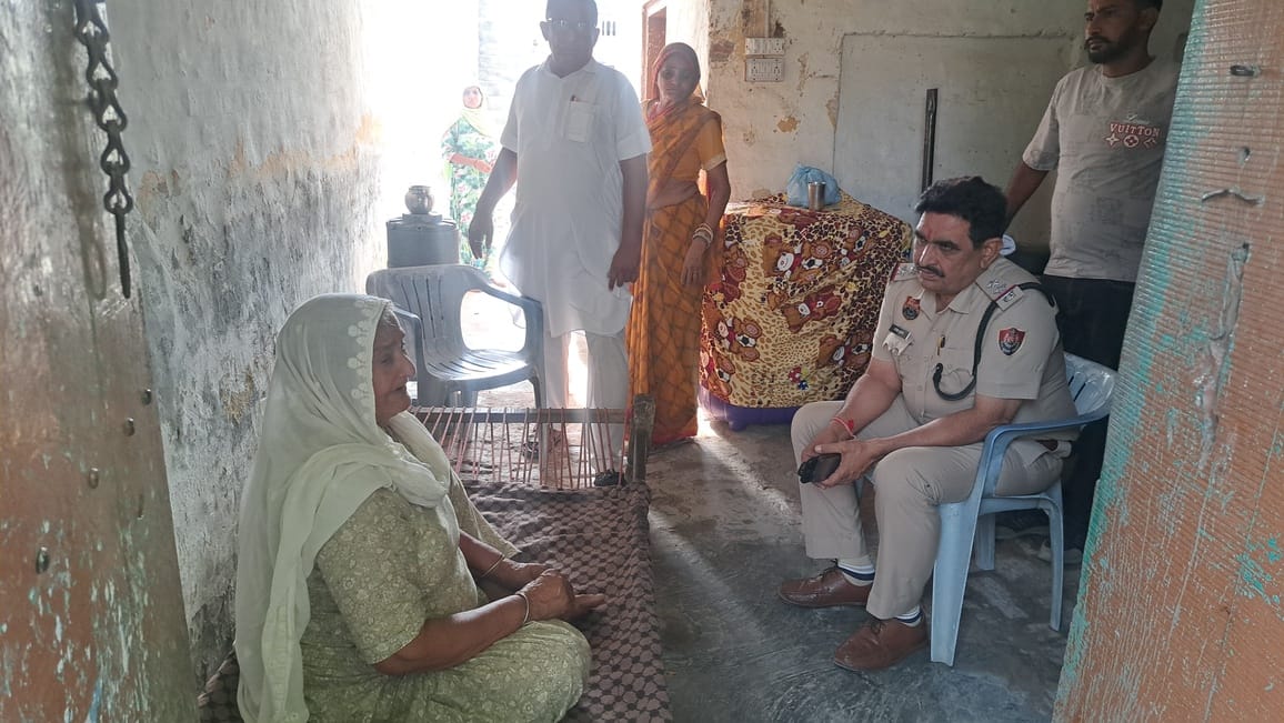 In Kalanwali, a gold earring was snatched from an elderly woman after entering her house