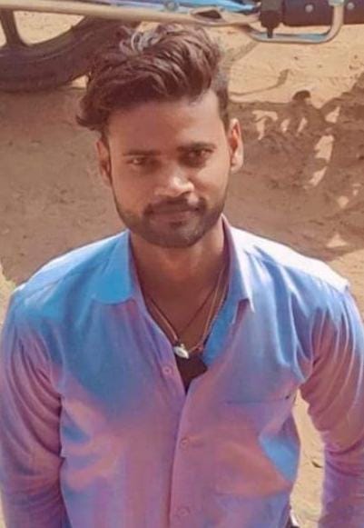 Youth and woman die of snakebite; one in critical condition.