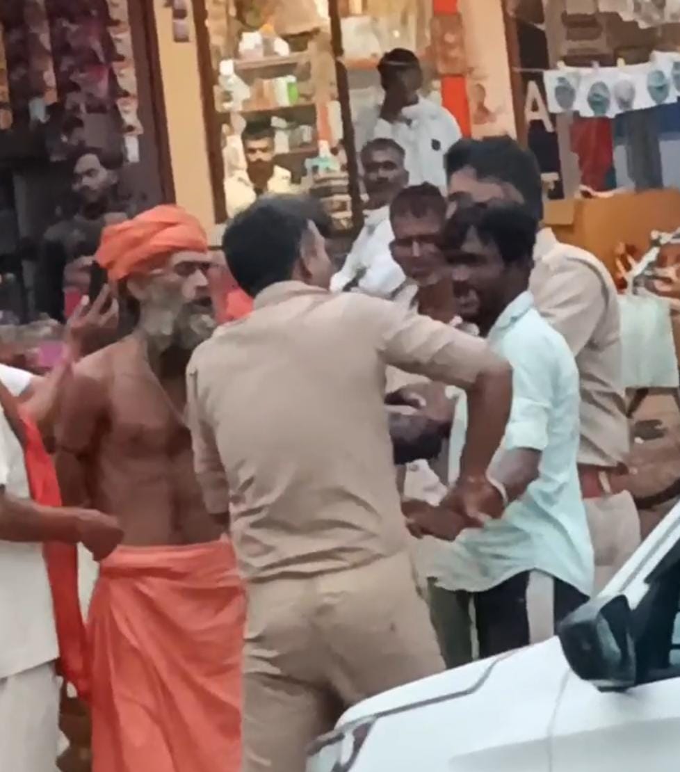 फोटो 03 सीकेटीपी 21 सिपाही से भिड़ा युवक वीरू। संवाद