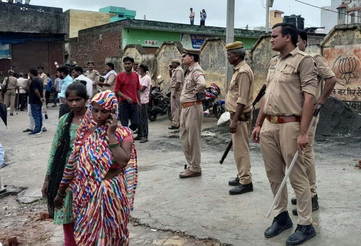 Encroachment removed from government land worth 2 crore; administration takes action.