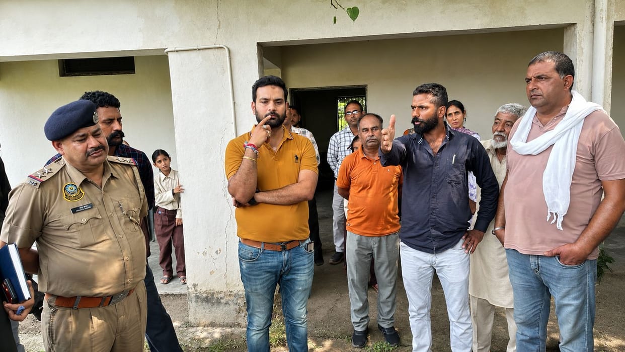 Joint team visits slaughterhouse following complaint by Baroh Panchayat.