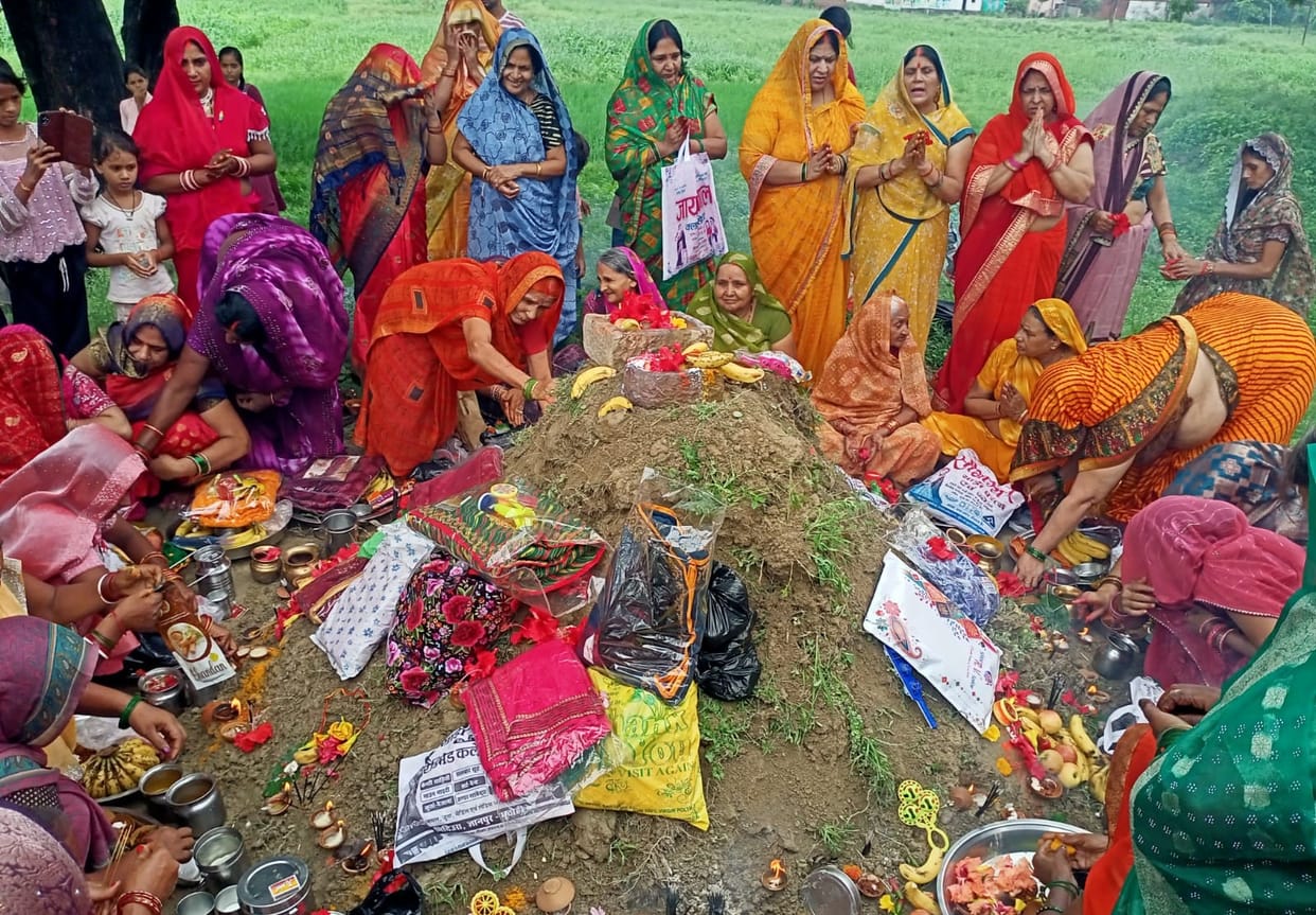 Mothers observed a fast on Lalhi Chhath for the long life of their children.