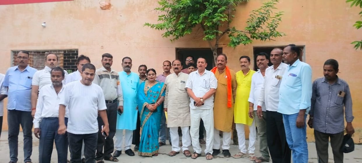 Emphasis on strengthening the organization in the meeting of the divisional working committee