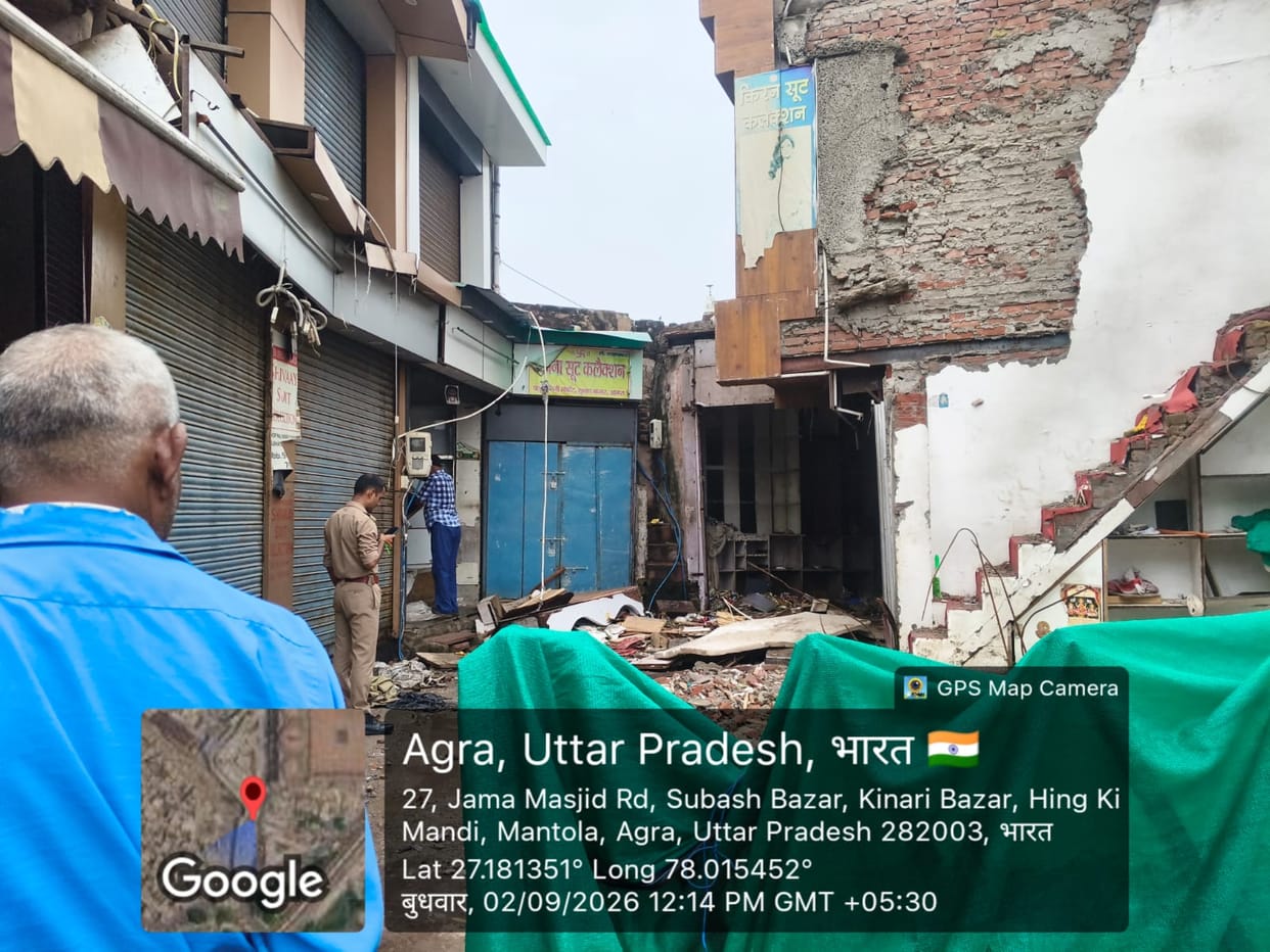 Machines failed; workers vandalized shops in Subhash Bazaar.