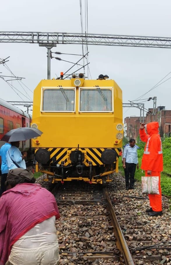 Railway crossing closed for eight hours due to track repairs; Sarpatha route affected.
