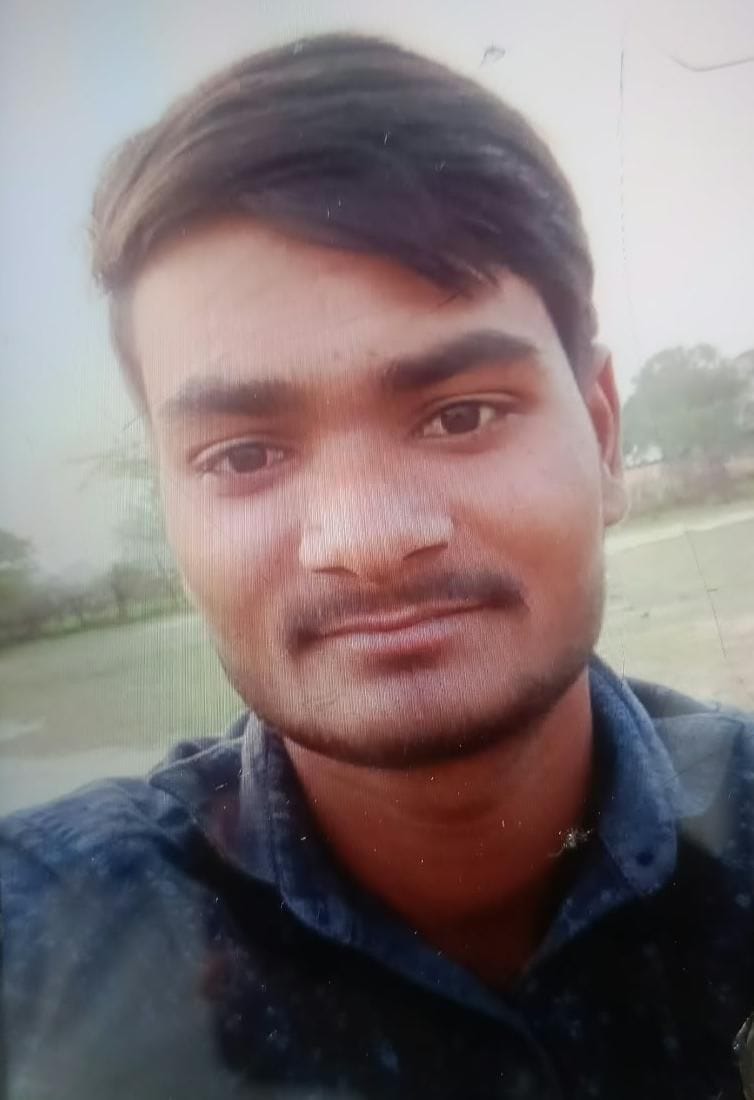 The body of the murder accused was found on the railway track