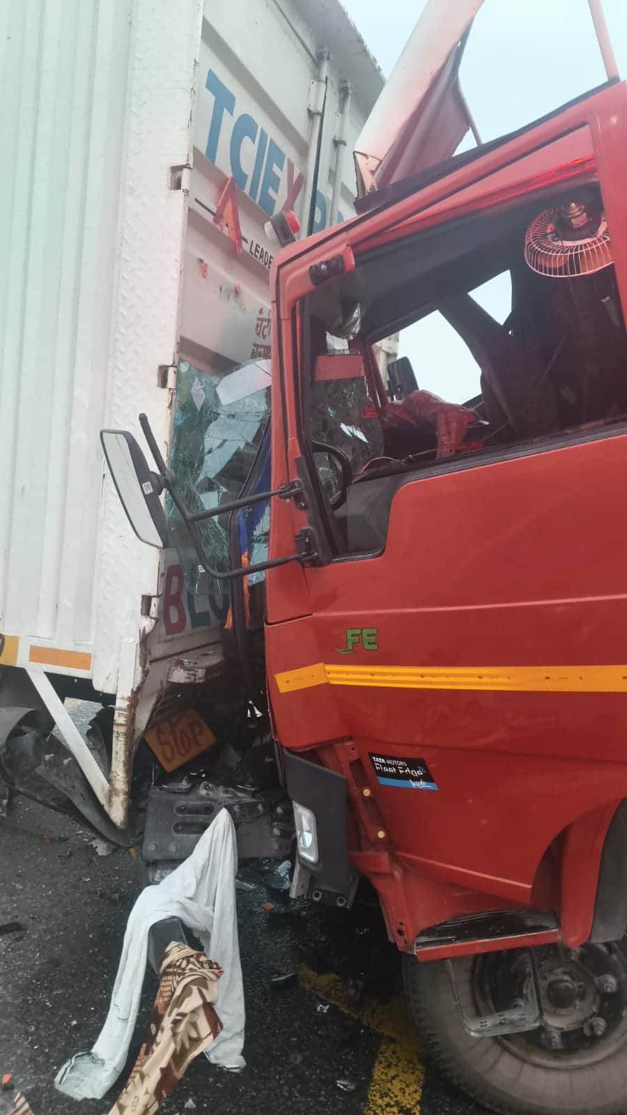Second vehicle collides with stationary Canter; driver dies.