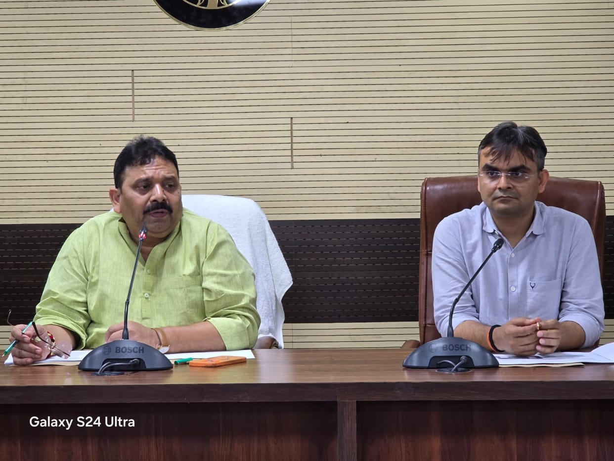 Flood victims should receive relief within two days; potholes on damaged roads must also be filled: Ravindra Jaiswal