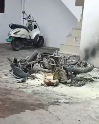 Electric scooter catches fire; massive explosion occurs.