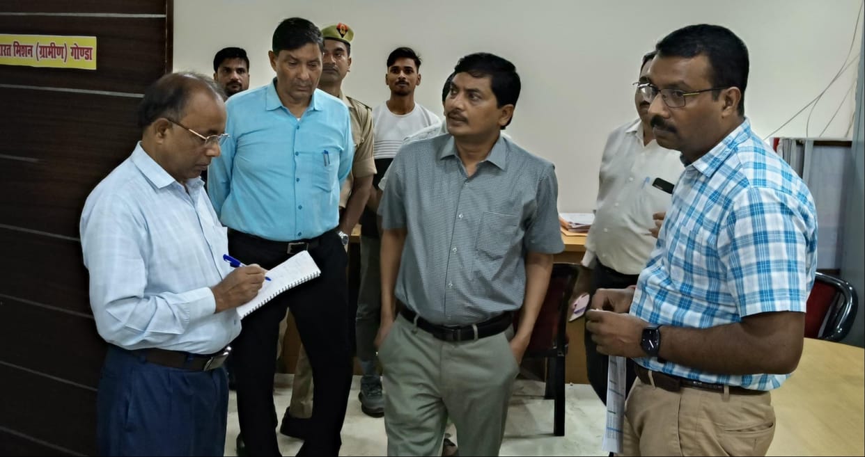 DUDA office found closed during inspection; salaries of six employees withheld