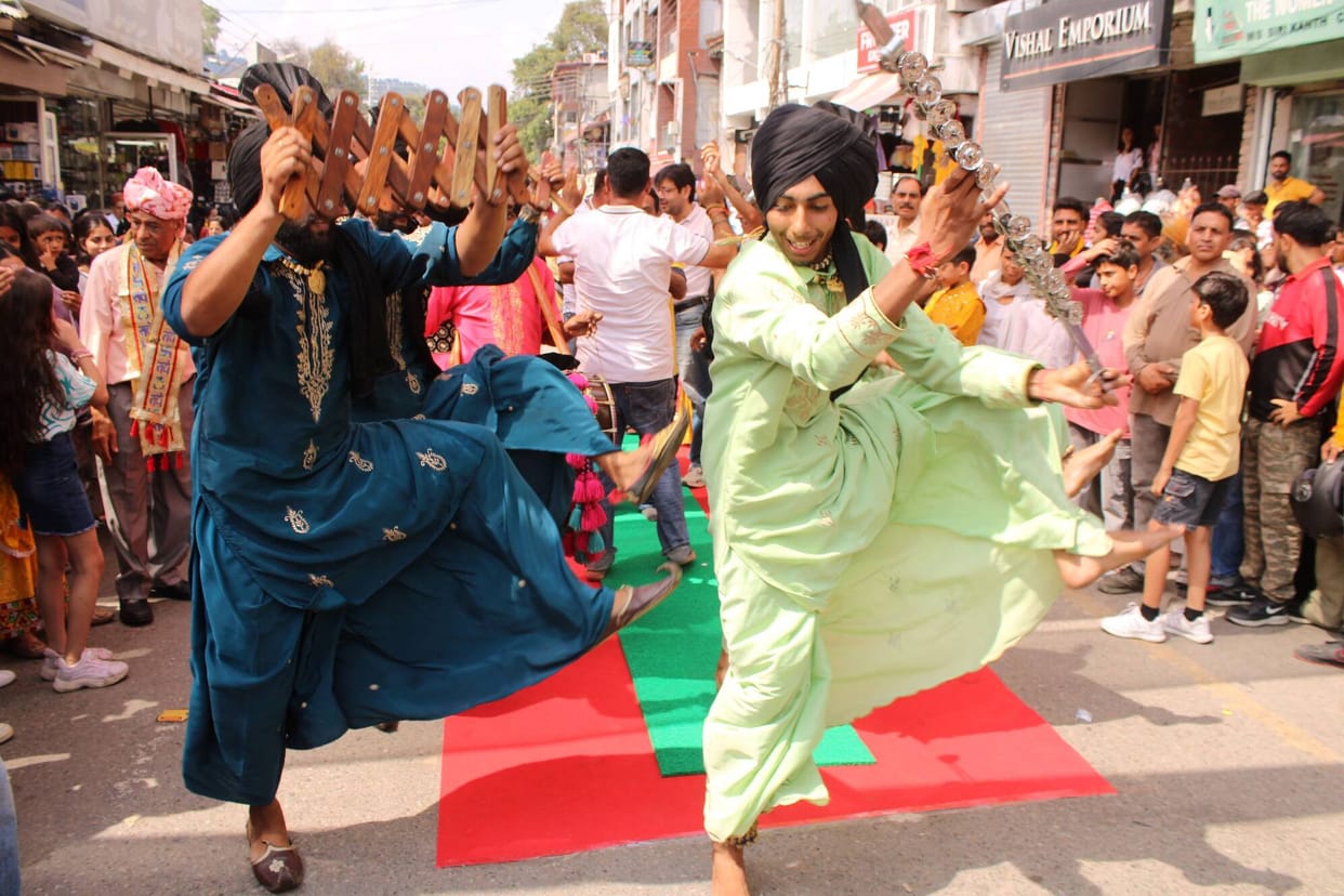 Chamba swayed in devotion to Kanha; chants of praise echoed throughout the day.