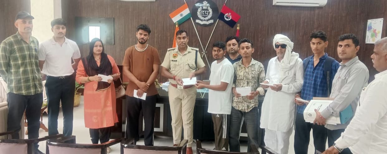 38 lost mobile phones were traced and handed over to their rightful owners.