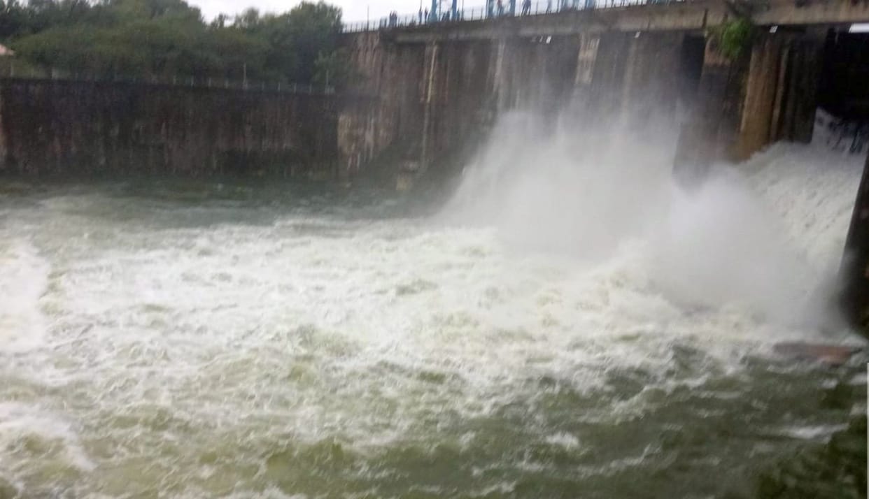 87,900 cusecs of water released from Lahchura Dam and 15,000 cusecs from Urmil Dam.