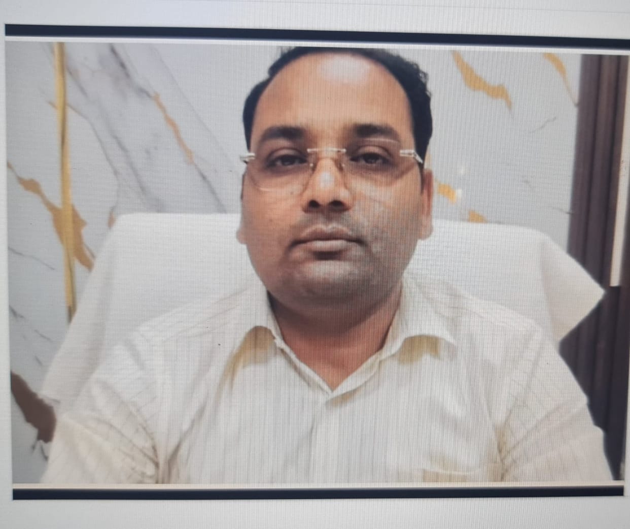 firozabad news sdm booked