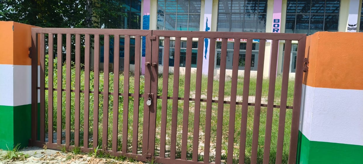 rs 5.30 crore sank into the swimming pool, yet the players got nothing.