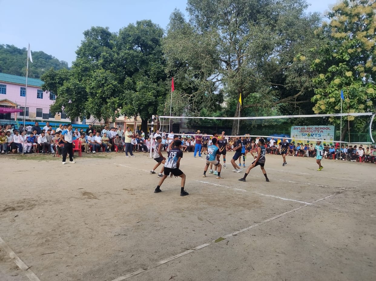 Salwad and Jejvi register victories in volleyball.