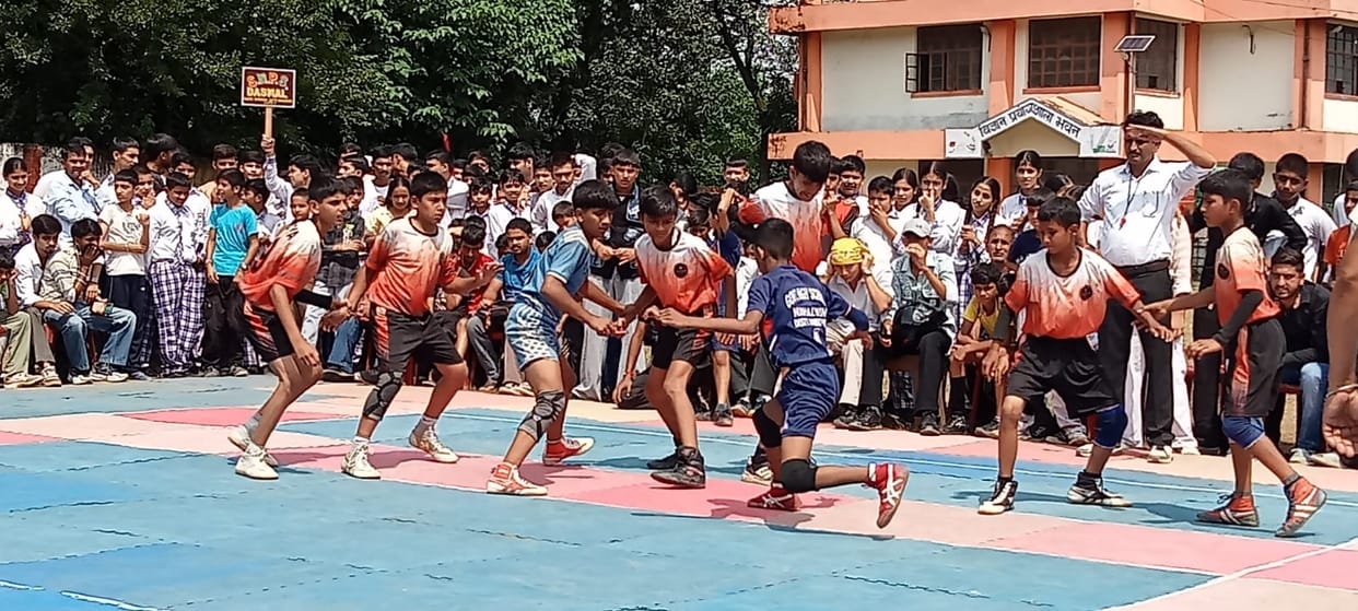 Him Gurukul Ladraur emerged as the winner in Kho-Kho, while Amroh School won in Volleyball.