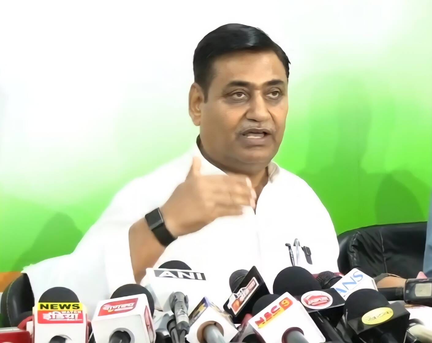 राजस्थान कांग्रेस अध्यक्ष गोविंद सिंह डोटासरा